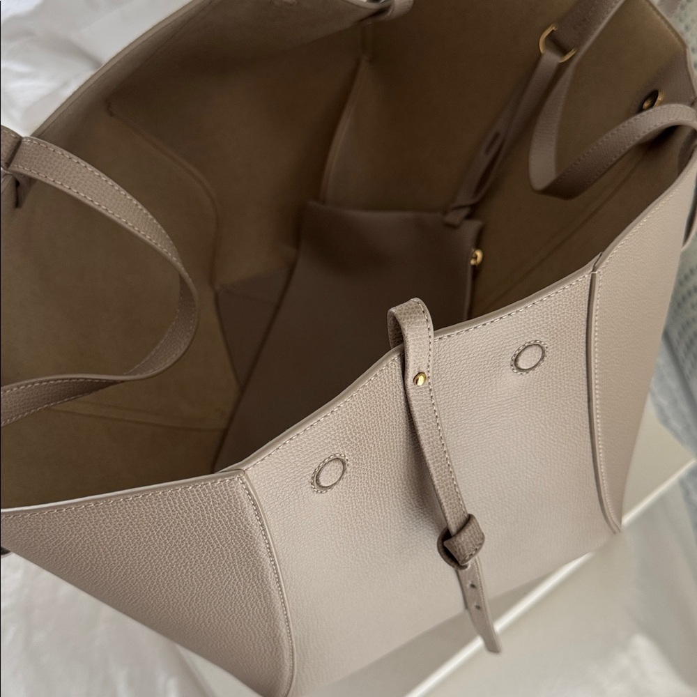 POLENE Cyme Tote - Textured Taupe - Picture 7 of 10